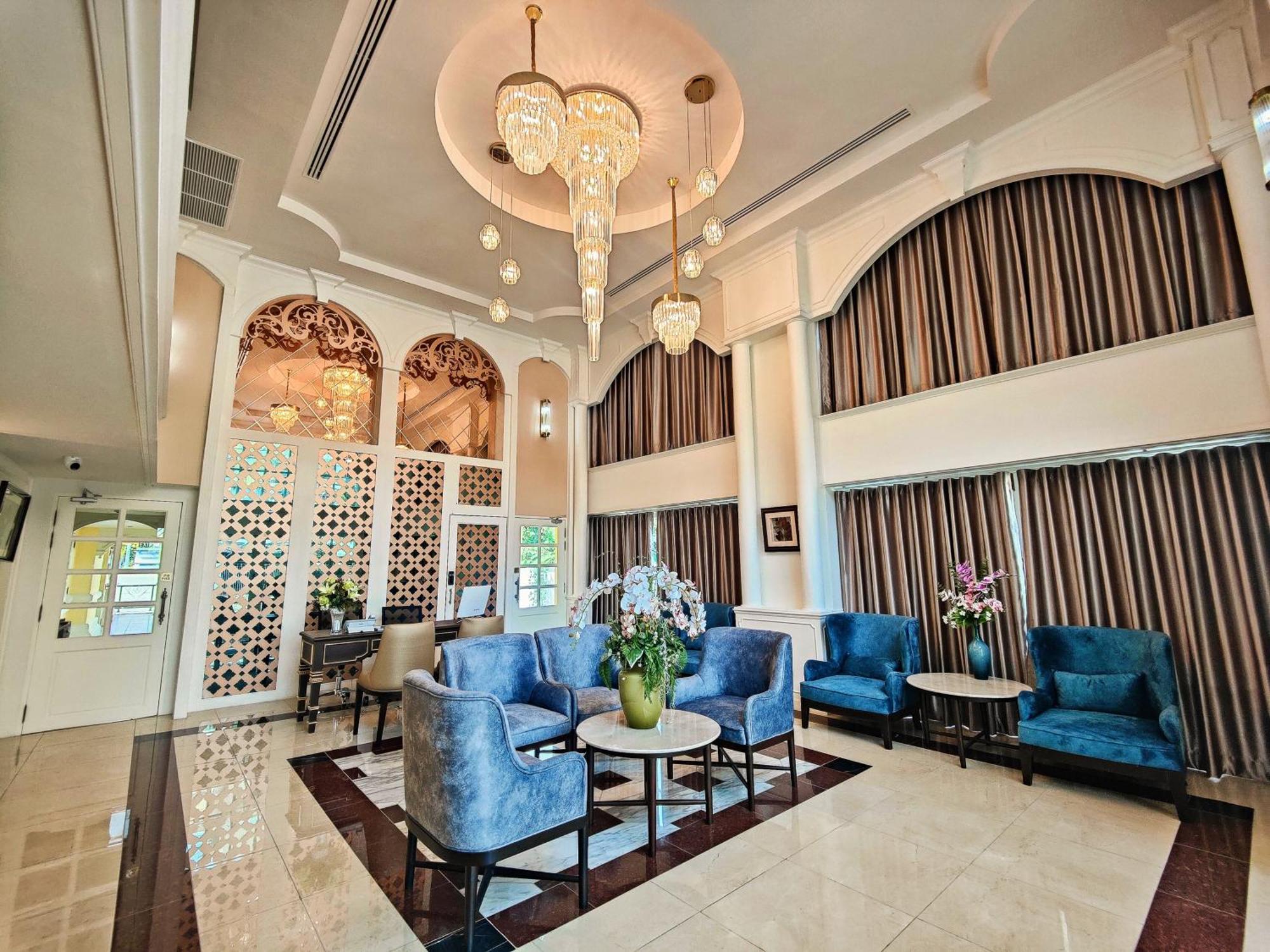 Siri Ratchadamnoen Bangkok Hotel Экстерьер фото